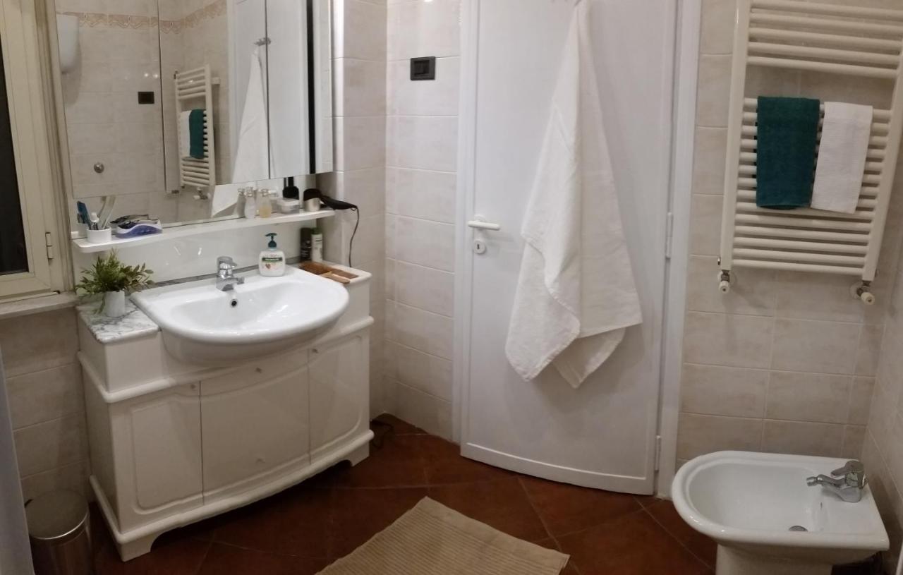 B&B Claudia A Monteverde ローマ エクステリア 写真